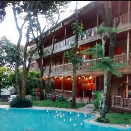 Woods N Spice - Thekkady Hotel Kumily Ngoại thất bức ảnh