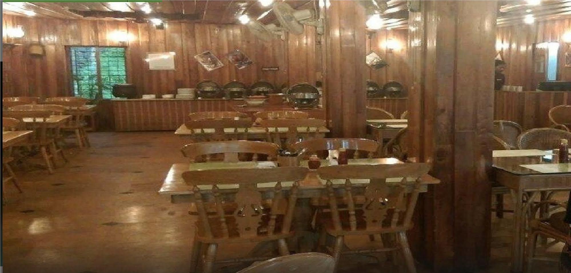 Woods N Spice - Thekkady Hotel Kumily Ngoại thất bức ảnh