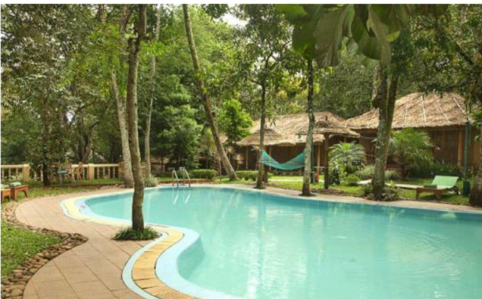 Woods N Spice - Thekkady Hotel Kumily Ngoại thất bức ảnh